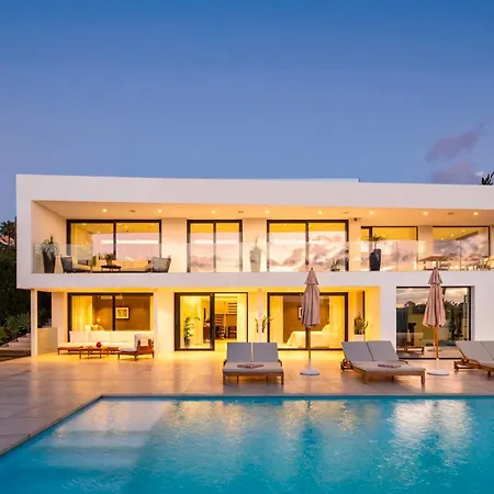 Villa Buena Luxury In *